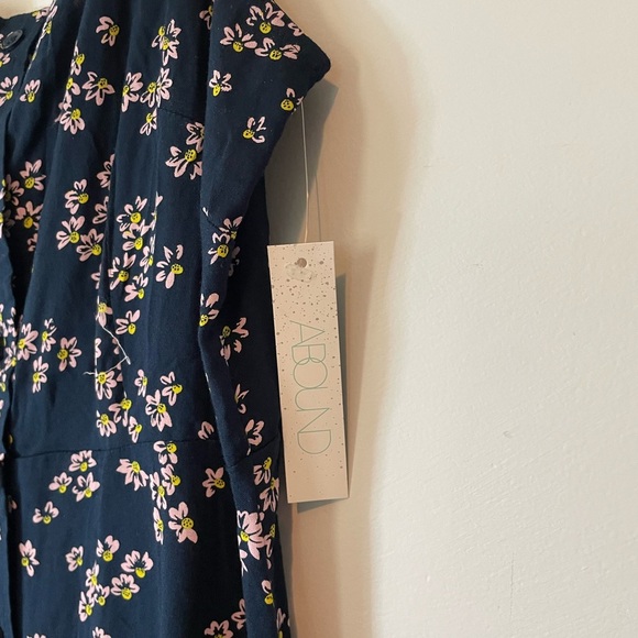 Abound Navy Floral Mini Dress Size XS - Picture 3 of 4